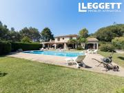 Maison 7 pièces 215 m²