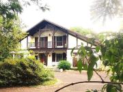 Maison 7 pièces 216 m²