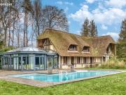 Maison 7 pièces 216 m²