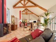 Maison 7 pièces 216 m²