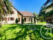 Maison 7 pièces 217 m²