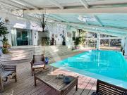 Maison 7 pièces 217 m²