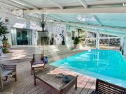 Maison 7 pièces 217 m²