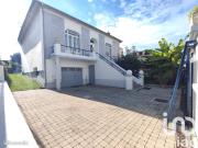 Maison 7 pièces 217 m²