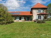 Maison 7 pièces 218 m²