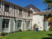 Maison 7 pièces 218 m²