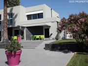 Maison 7 pièces 218 m²