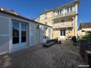 Maison 7 pièces 218 m²