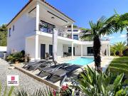 Maison 7 pièces 220 m²