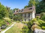 Maison 7 pièces 220 m²