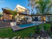 Maison 7 pièces 220 m²