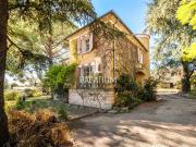 Maison 7 pièces 220 m²