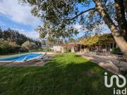 Maison 7 pièces 221 m²