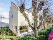 Maison 7 pièces 225 m²