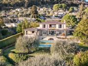 Maison 7 pièces 226 m²