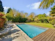 Maison 7 pièces 227 m²