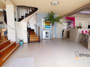 Maison 7 pièces 230 m²
