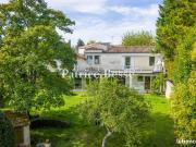 Maison 7 pièces 230 m²