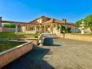 Maison 7 pièces 230 m²