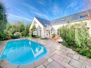 Maison 7 pièces 230 m²