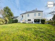 Maison 7 pièces 232 m²