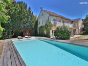 Maison 7 pièces 232 m²
