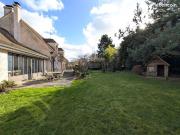 Maison 7 pièces 232 m²