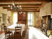 Maison 7 pièces 233 m²