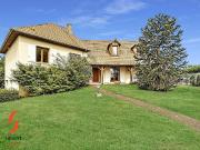 Maison 7 pièces 235 m²