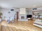 Maison 7 pièces 235 m²