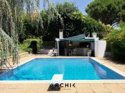 Maison 7 pièces 235 m²