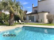 Maison 7 pièces 235 m²