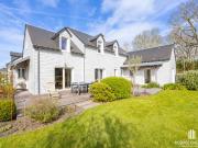 Maison 7 pièces 235 m²