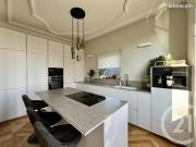 Maison 7 pièces 235 m²