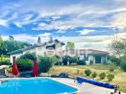 Maison 7 pièces 235 m²