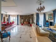 Maison 7 pièces 237 m²