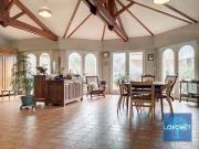 Maison 7 pièces 237 m²