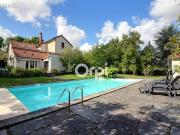 Maison 7 pièces 239 m²