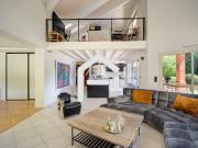 Maison 7 pièces 240 m²