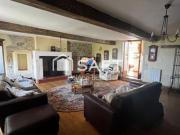 Maison 7 pièces 240 m²