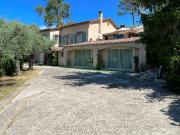 Maison 7 pièces 240 m²