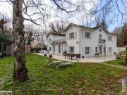 Maison 7 pièces 240 m²
