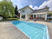 Maison 7 pièces 240 m²