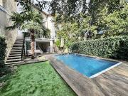 Maison 7 pièces 240 m²