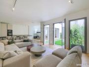 Maison 7 pièces 240 m²