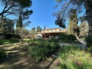 Maison 7 pièces 240 m²