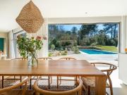 Maison 7 pièces 240 m² Maison 7 pièces 240 m²