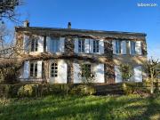 Maison 7 pièces 241 m²