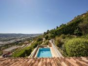 Maison 7 pièces 242 m² Maison 7 pièces 242 m²