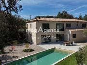 Maison 7 pièces 243 m²